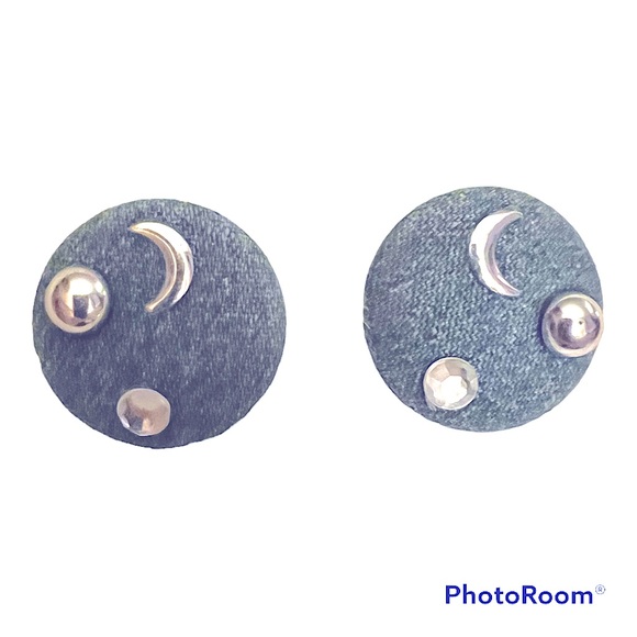 Vintage blue denim stud earrings - Picture 1 of 2